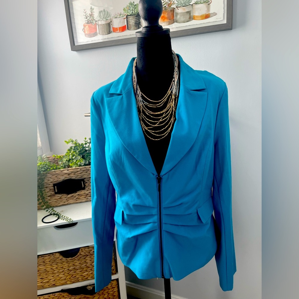 NWOT Blue Venus Blazer